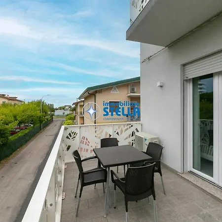 Holiday home Adele *